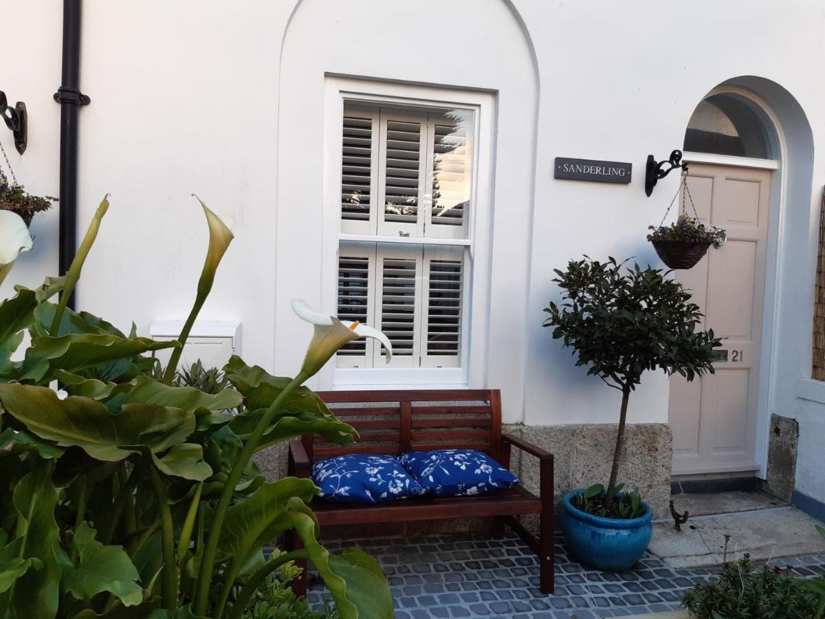 Sanderling - Grade 2 Listed Georgian Townhouse By The Sea Hikkaduwa Dış mekan fotoğraf
